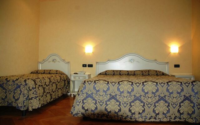 Hotel Promessi Sposi