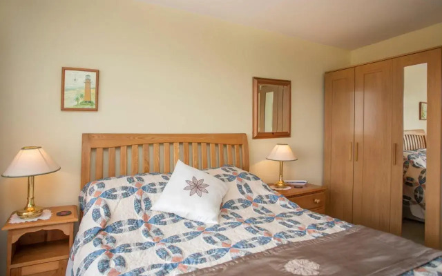 Brynbach at Brynhyfryd