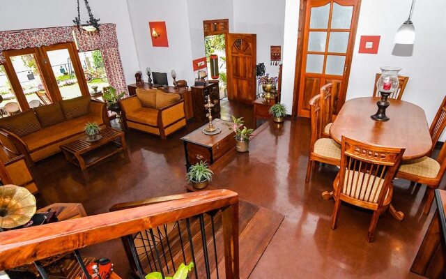 Thotupola Residence