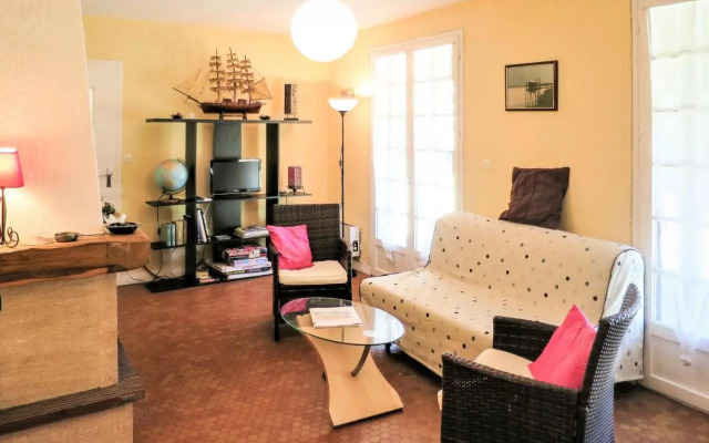 Holiday Home Cantebos - SLC110