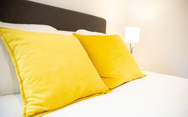 Grandeur IV Executive Apartment Central London