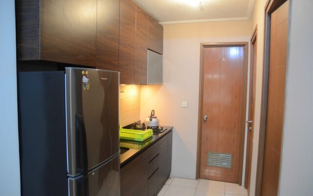 Great Location 2BR Maple Park Apartment