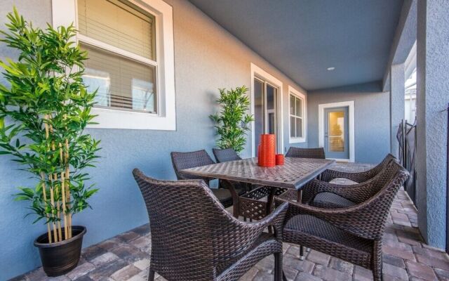 6-Bedroom Villa in Davenport 1517MB