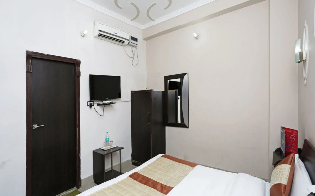 OYO 4752 Hotel Alpine