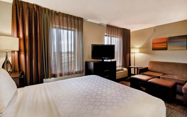 Staybridge Suites Middleton Madison-West by IHG