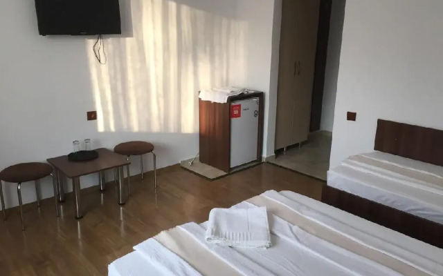 Hostel Paradox