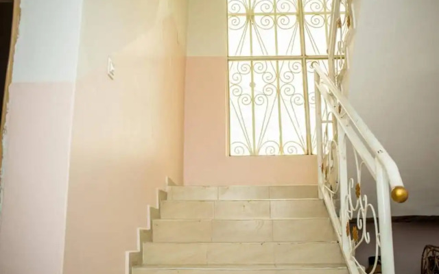 5-bed Lakeview Villa With Roofterrace and Kidspond