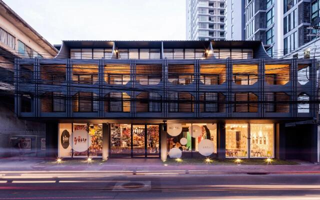 Yim Bangkok Hostel