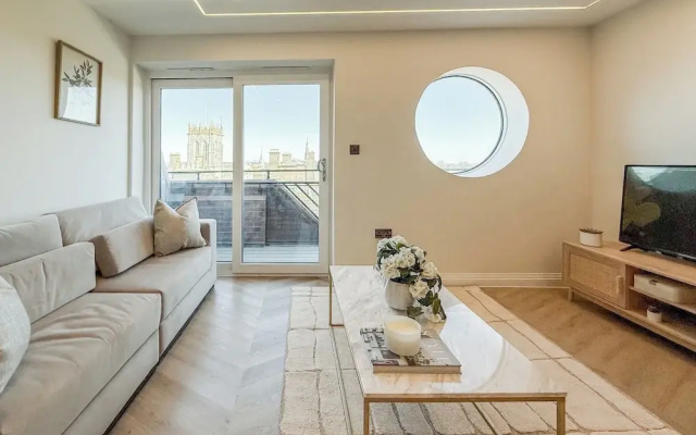 1 Bed Flat - Sleeps 2 - Parking - Wifi
