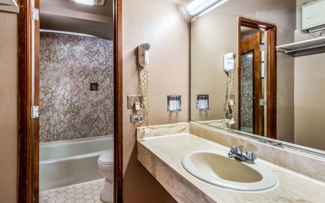 Americas Best Value Inn Franklin