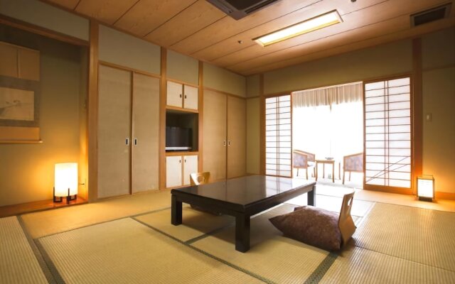 Tomiya