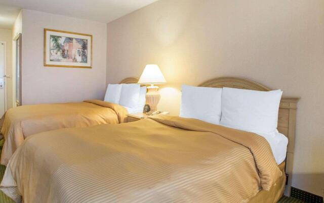 La Quinta Inn & Suites by Wyndham South Holland