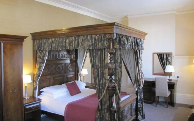 Kings Arms Hotel Westerham by Greene King Inns