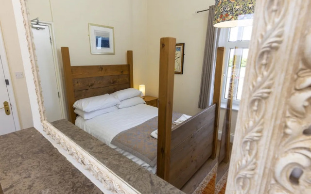 Roa Island House