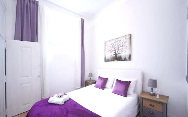 Property With 2 Bedrooms In Lisboa With Wonderful City View Balcony And Wifi