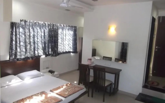 Hotel Rajshree Lodging