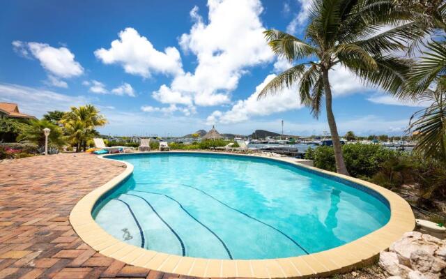 Masbango Luxury Penthouse at Jan Thiel