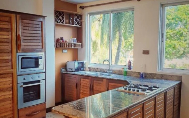 Stay.Plus Bamburi Beachfront Apartment