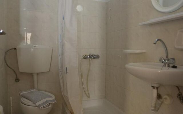 Fantastic Hotel 1