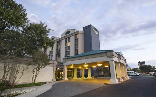 DoubleTree by Hilton Dallas - DFW Airport North