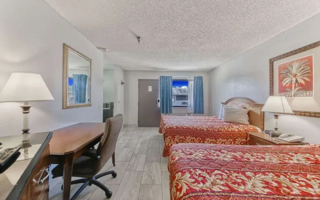 Rodeway Inn & Suites Haines City