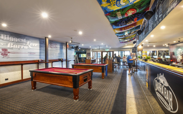 Nightcap at Springwood Hotel