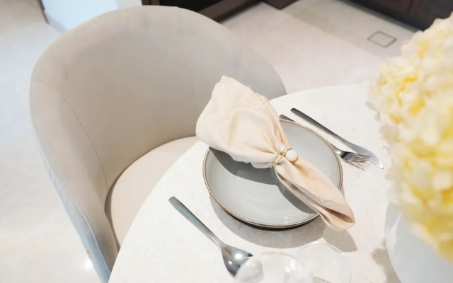 KeyRock - Dubai Marina with Pool & Gym