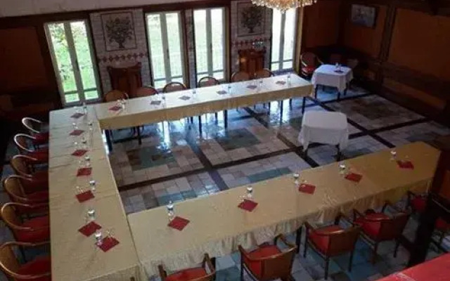 Chateau Du Val
