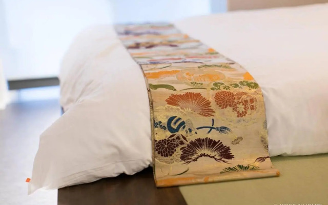 ORIGAMINN 303 & 5 mins PeacePark