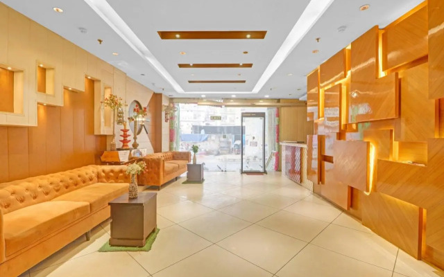 OYO 26766 Laxmi Abode