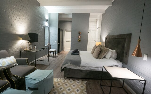 Ruby Rose Country House