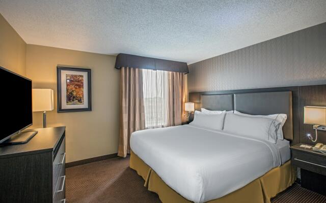 Holiday Inn Express Hotel & Suites Regina, an IHG Hotel