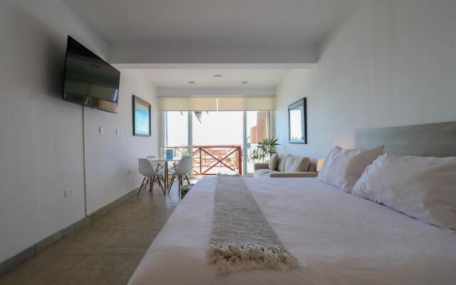 Astonishing 2BR With Spectacular Ocean View