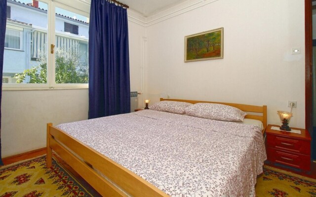 Awesome Apartment in Porec With 2 Bedrooms