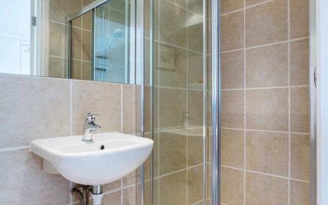Veeve - Timeless Style in South-West London