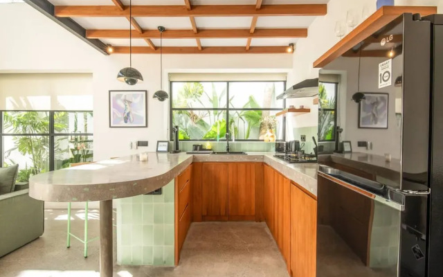 ULU Folie 1BR Loft in Pecatu