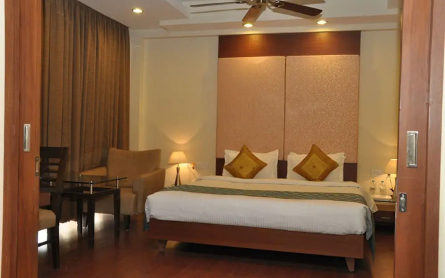 Cambay Resort Jamdoli