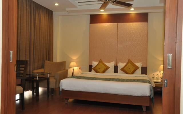 Cambay Resort Jamdoli