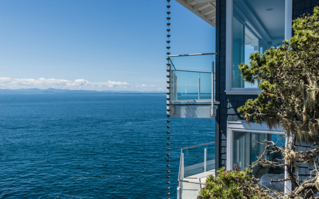 SookePoint Ocean Cottage Resort