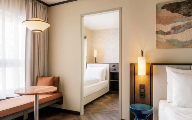 Hotel Schani City