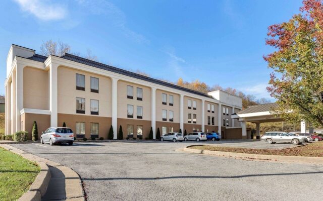 Wingate By Wyndham Buckhannon