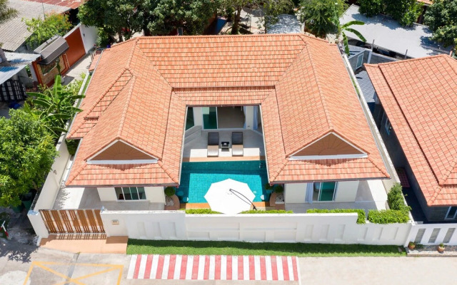 Luxury Pool Villa A14