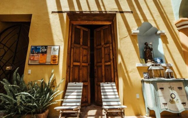 Snail Bed and Breakfast - Hostel - Adults only