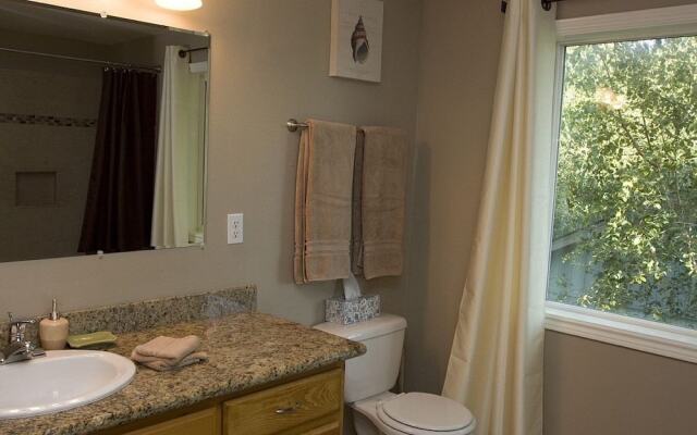 Lincoln City Beach Retreat