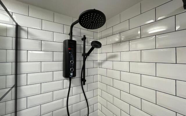 Ultra Modern Studio Apartment, in Central Exeter