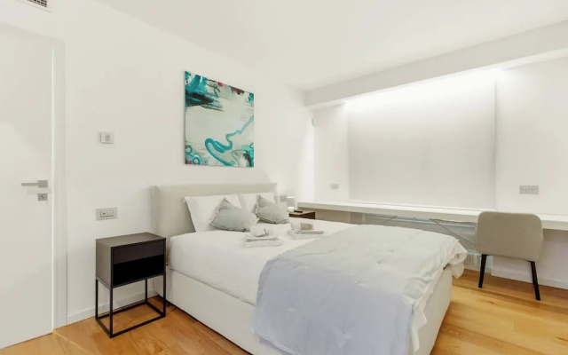Generoso Luxury Lake View Suite in Lugano