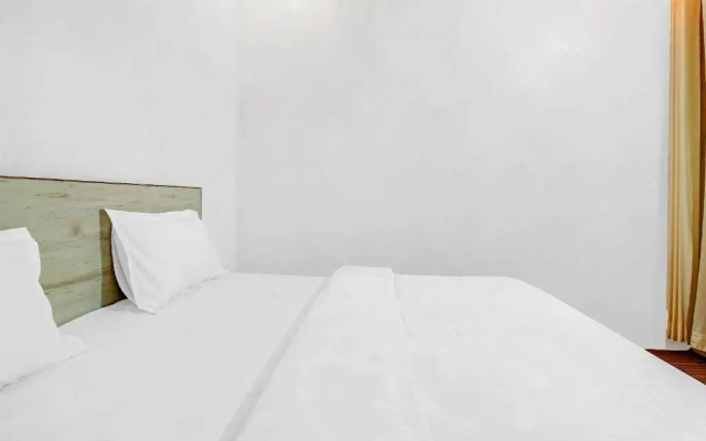Hotel Larissa by OYO Rooms