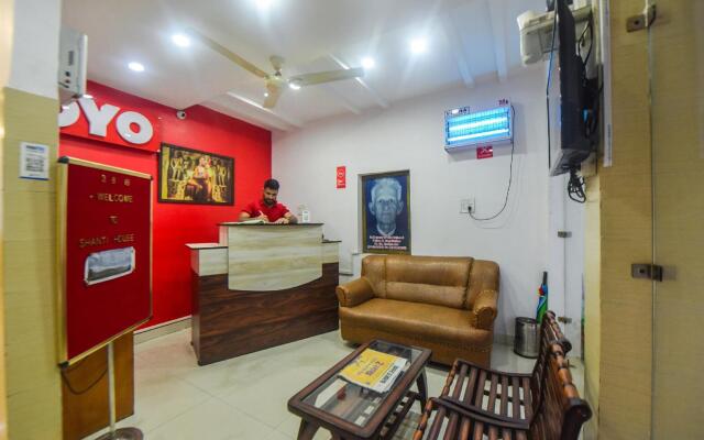 OYO 10566 Hotel Shanti Guest House