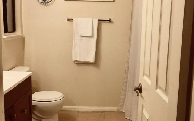 Private Room with Bathroom