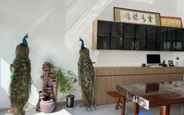 Yiyun Lakeside Inn